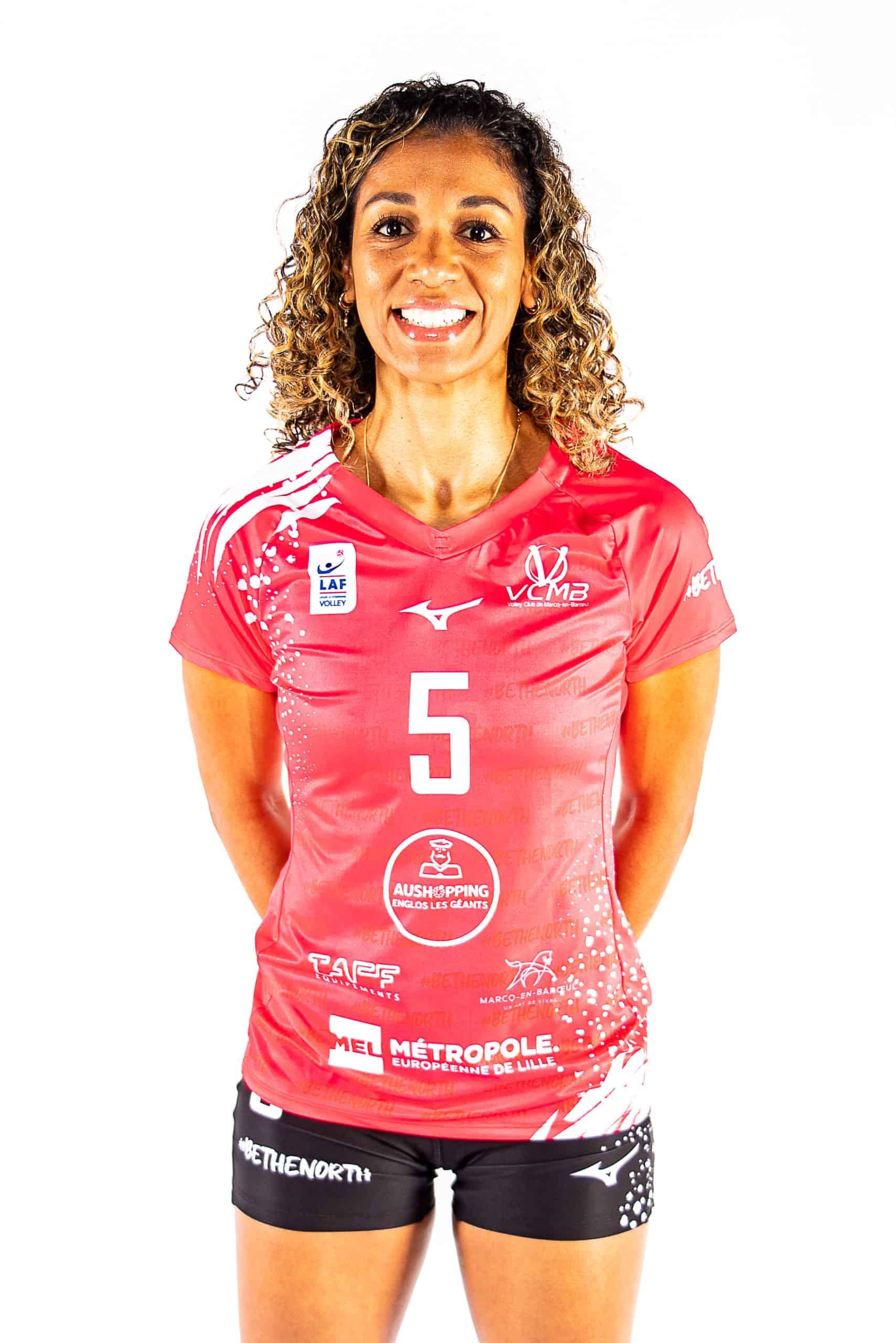 https://www.marcqvolley.com/wp-content/uploads/2022/10/MORELLE-VCMB-2022-20370-scaled.jpg